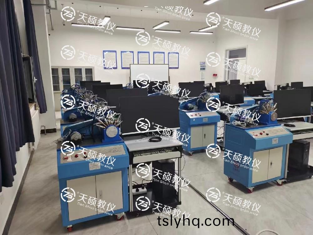 機(ji)械原(yuan)理(li)實(shi)訓室